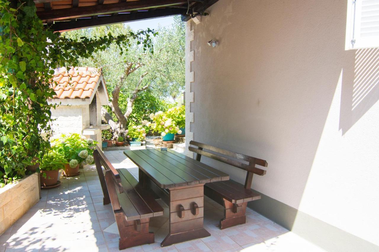 Villa Tereza Splitska Exterior foto